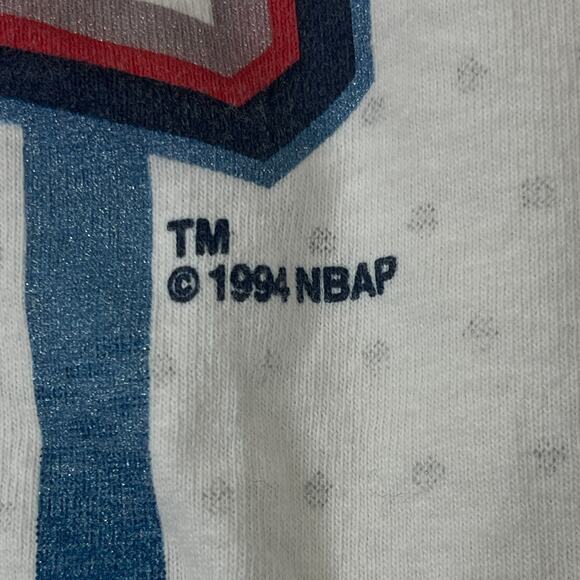 Vintage 90s 1994 NBA Houston Rockets Gallery Furniture Promo T-Shirt Size L - Picture 2 of 11